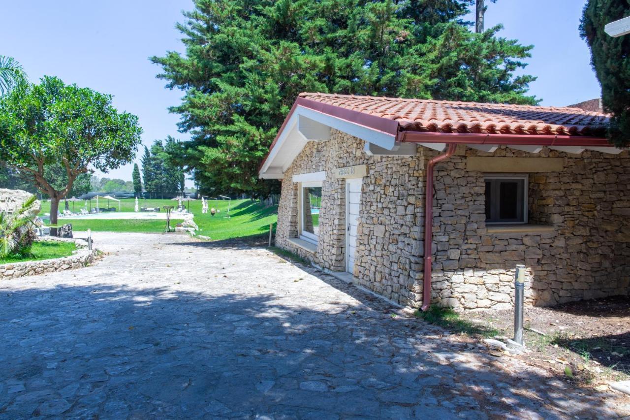 Tenuta Don Carmelo Lecce Eksteriør billede